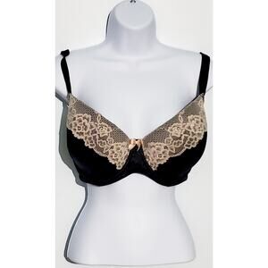 Perfects by perfectly Australian black bra with lace trim Size 36DDDD Sexy
